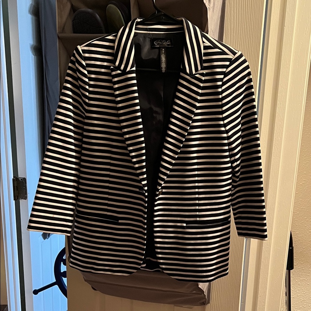 Aeropostale Black and White Striped Blazer Pretty Little Liars Collection